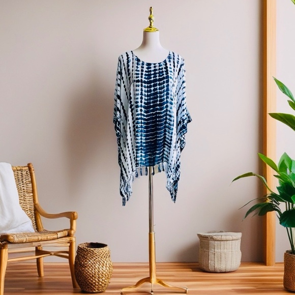 0098/ White and Navy  Blue Tie Dye  Poncho with fringed, Short Kaftan - Picture 1 of 8